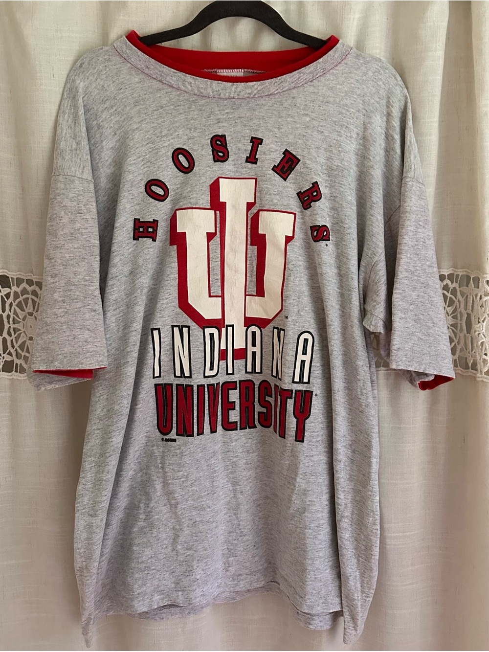 Vintage Indiana Hoosiers Gray & Red Short Sleeve T-Shirt